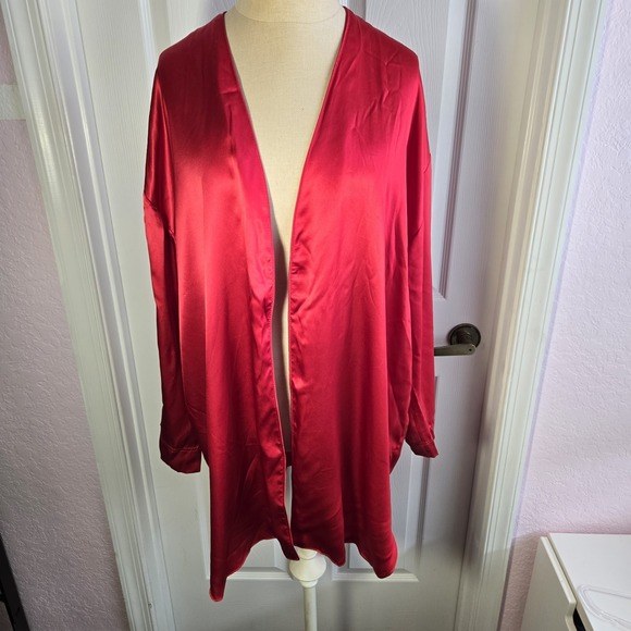 Victoria's Secret Other - Victoria's Secret Vintage Gold Label Red Silk Robe One Size O/S‎ Lingerie No Tie